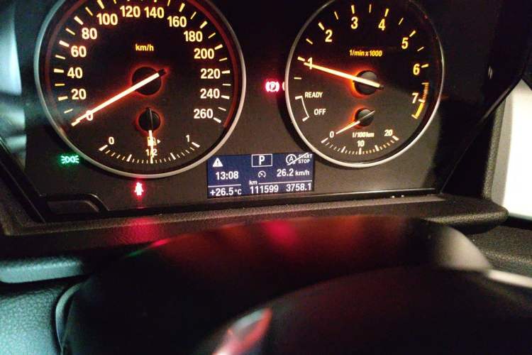 Used BMW 2 Series Active Tourer 2016 218i Fashion Model Odometer Close Up