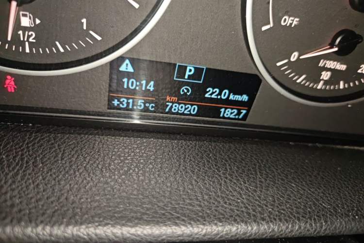 Used BMW 2 Series Active Tourer 2016 218i Leading Model Odometer Close Up