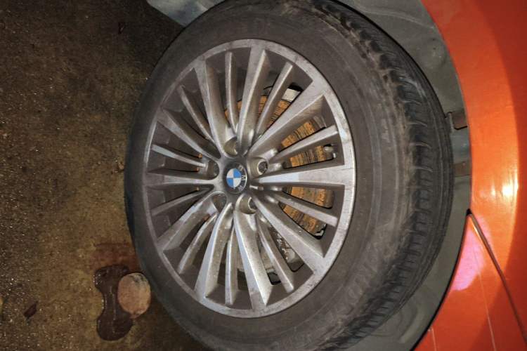 Used BMW 2 Series Active Tourer 2016 220i Luxury Design Package Right Front Wheel Hub