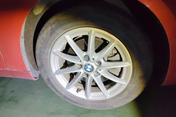 Used BMW 2 Series Active Tourer 2016 218i Fashion Model Right Front Wheel Hub