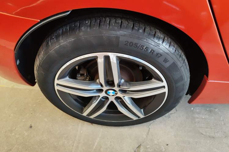 Used BMW 2 Series Active Tourer 2016 218i Sports Design Package Right Rear Wheel Hub