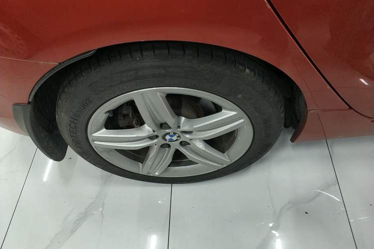 Used BMW 2 Series Active Tourer 2016 218i Sports Design Package Right Rear Wheel Hub