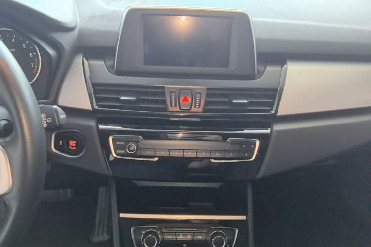 Used BMW 2 Series Active Tourer 2016 218i Fashion Model Audio And AC Panel