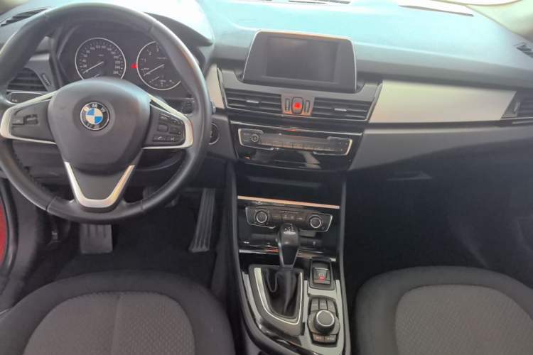 Used BMW 2 Series Active Tourer 2016 218i Fashion Model Center Console
