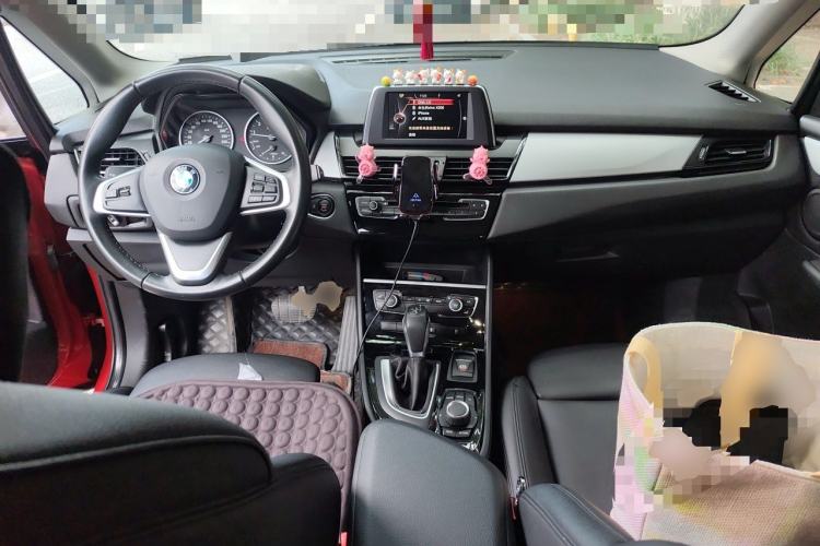 Used BMW 2 Series Active Tourer 2016 220i Luxury Edition Center Console