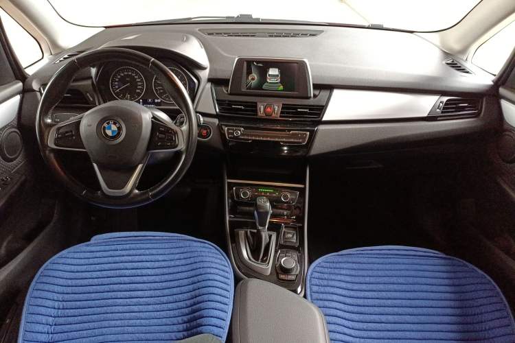 Used BMW 2 Series Active Tourer 2016 218i Fashion Model Center Console