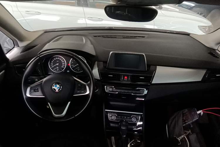 Used BMW 2 Series Active Tourer 2016 218i Leading Model Center Console
