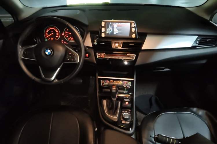 Used BMW 2 Series Active Tourer 2016 218i Leading Model Center Console