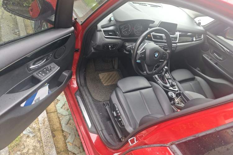 Used BMW 2 Series Active Tourer 2016 218i Sports Design Package Driver Seat