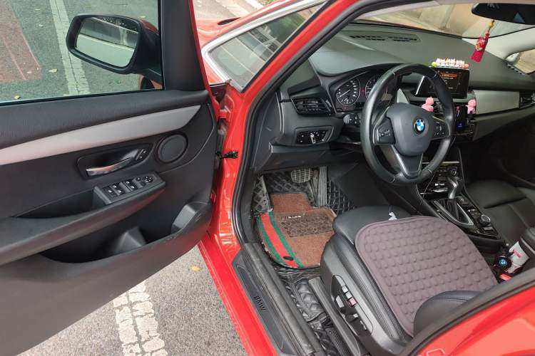 Used BMW 2 Series Active Tourer 2016 220i Luxury Edition Driver Seat