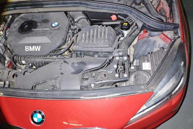 Used BMW 2 Series Active Tourer 2016 218i Sports Design Package Engine Bay Left