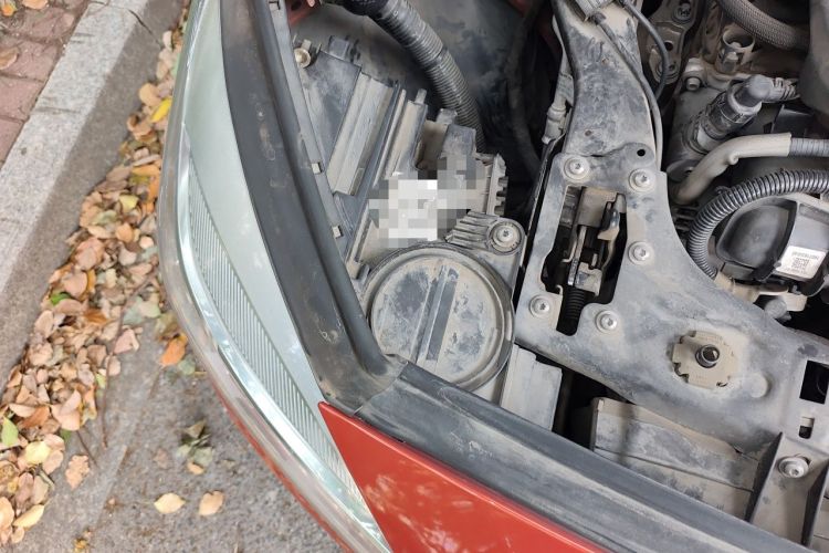 Used BMW 2 Series Active Tourer 2016 220i Luxury Edition Engine Bay Right