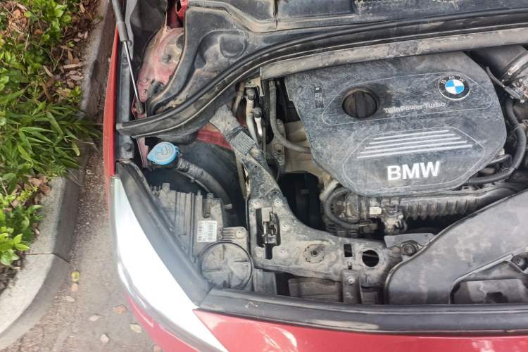 Used BMW 2 Series Active Tourer 2016 218i Fashion Model Engine Bay Right
