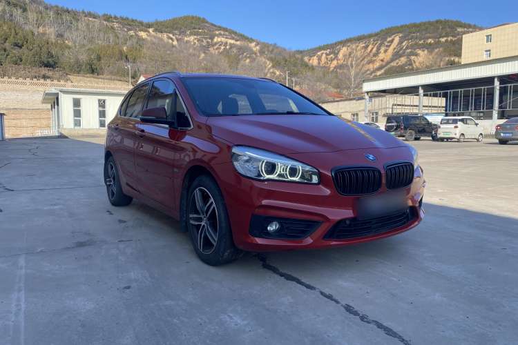 Used BMW 2 Series Active Tourer 2016 218i Sports Design Package Exterior 2