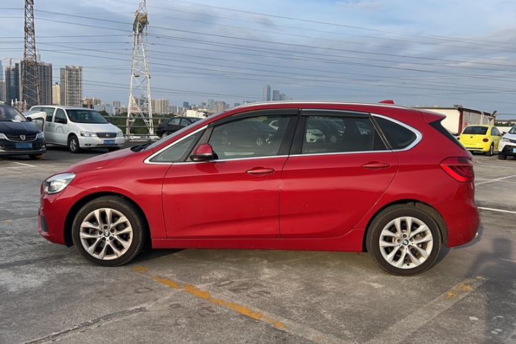 Used BMW 2 Series Active Tourer 2016 220i Luxury Edition Exterior 5