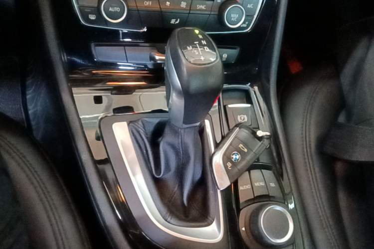 Used BMW 2 Series Active Tourer 2016 218i Leading Model Gear Lever