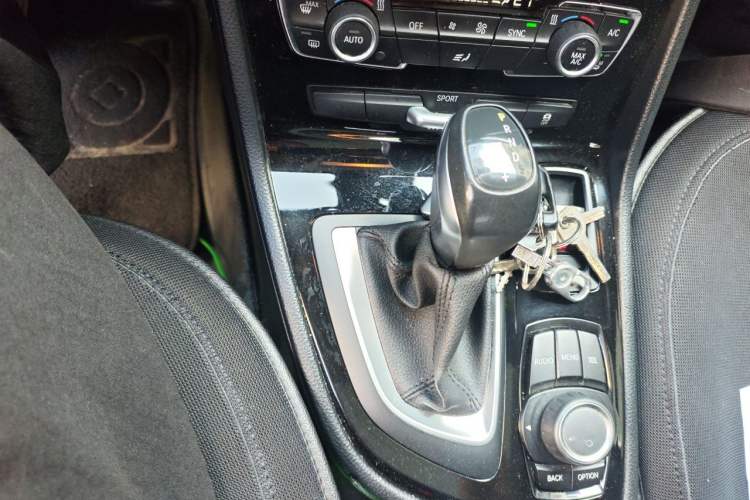 Used BMW 2 Series Active Tourer 2016 218i Leading Model Gear Lever