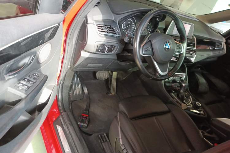 Used BMW 2 Series Active Tourer 2016 218i Sports Design Package Interior 3