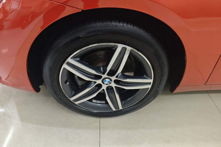 Used BMW 2 Series Active Tourer 2016 218i Sports Design Package Left Front Wheel Hub