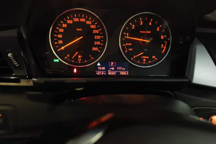 Used BMW 2 Series Active Tourer 2016 220i Luxury Edition Odometer Close Up