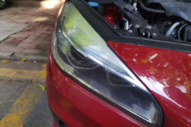 Used BMW 2 Series Active Tourer 2016 218i Fashion Model Right Front Headlight