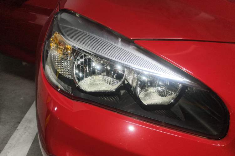 Used BMW 2 Series Active Tourer 2016 218i Fashion Model Right Front Headlight