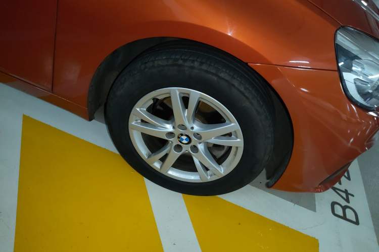 Used BMW 2 Series Active Tourer 2016 218i Leading Model Right Front Wheel Hub