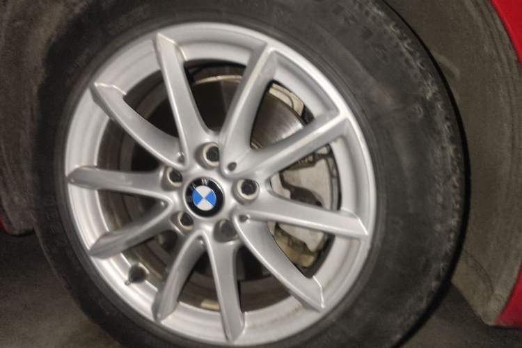 Used BMW 2 Series Active Tourer 2016 218i Fashion Model Right Front Wheel Hub