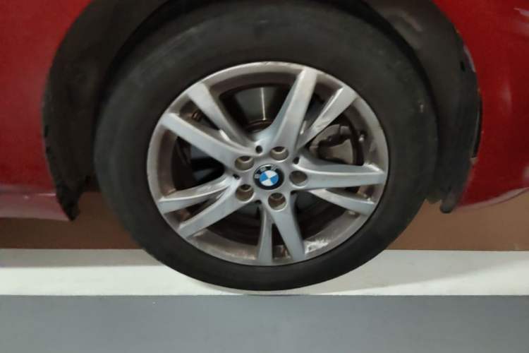 Used BMW 2 Series Active Tourer 2016 218i Leading Model Right Front Wheel Hub