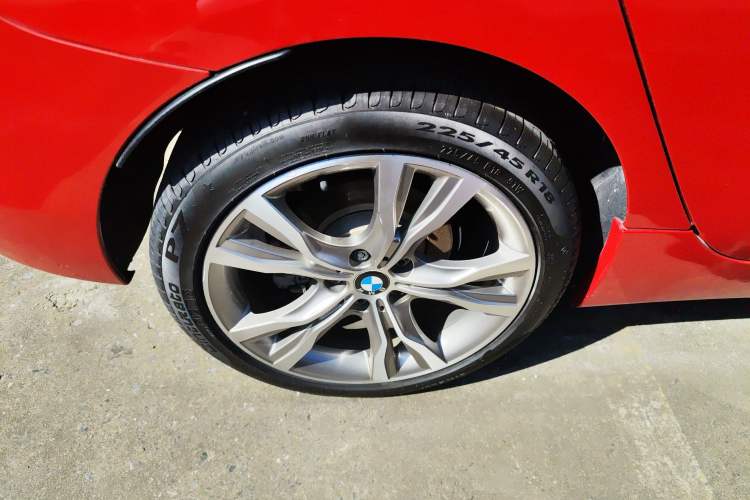 Used BMW 2 Series Active Tourer 2016 218i Sports Design Package Right Rear Wheel Hub