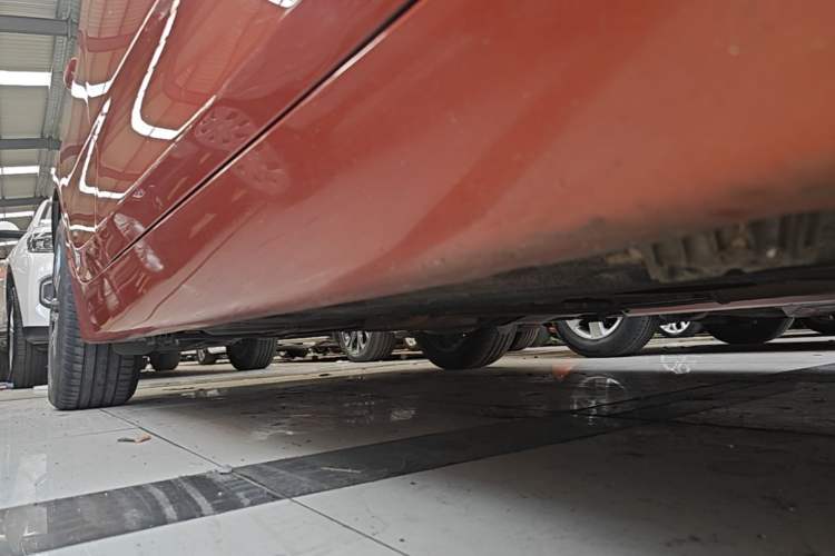 Used BMW 2 Series Active Tourer 2016 218i Sports Design Package Right Side Sill