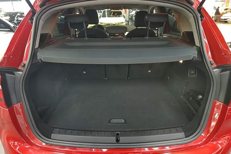Used BMW 2 Series Active Tourer 2016 218i Fashion Model Trunk