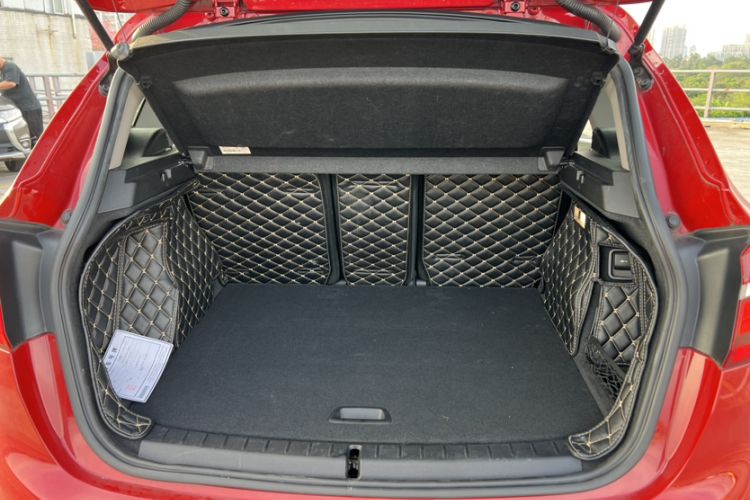 Used BMW 2 Series Active Tourer 2016 220i Luxury Edition Trunk