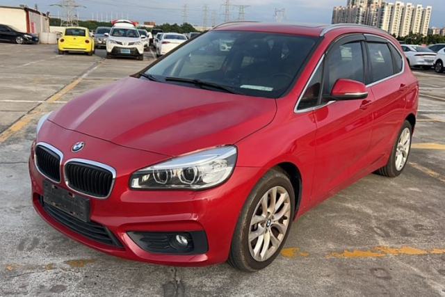 Ojetý BMW 2 Series Active Tourer 2016 220i Luxury Edition