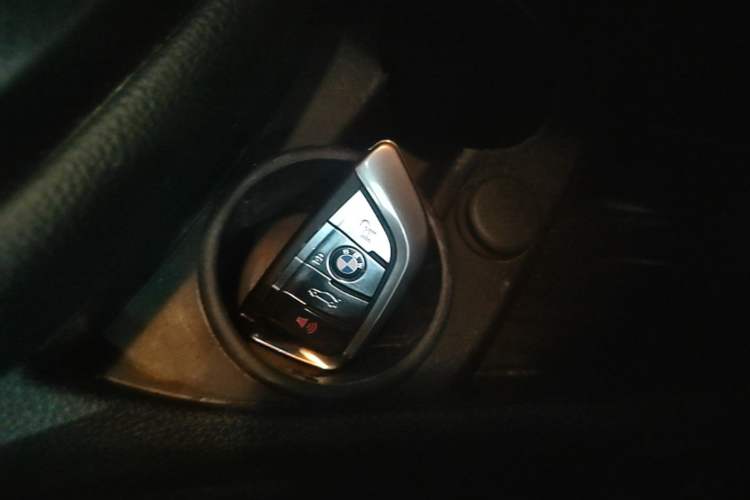 Used BMW 2 Series Active Tourer 2016 218i Fashion Model Vehicle Key