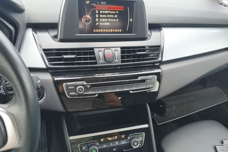 Used BMW 2 Series Active Tourer 2016 220i Luxury Edition Audio And AC Panel