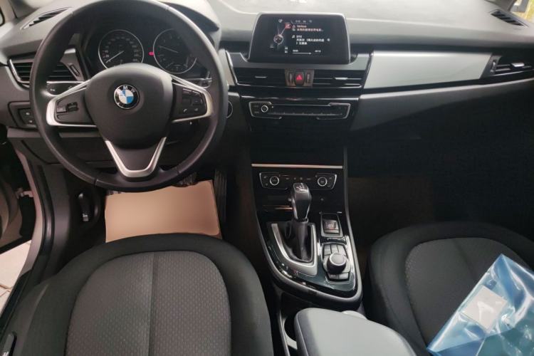 Used BMW 2 Series Active Tourer 2016 218i Leading Model Center Console