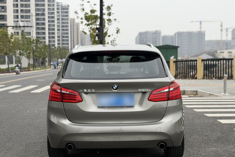 Used BMW 2 Series Active Tourer 2016 220i Luxury Edition Exterior 5