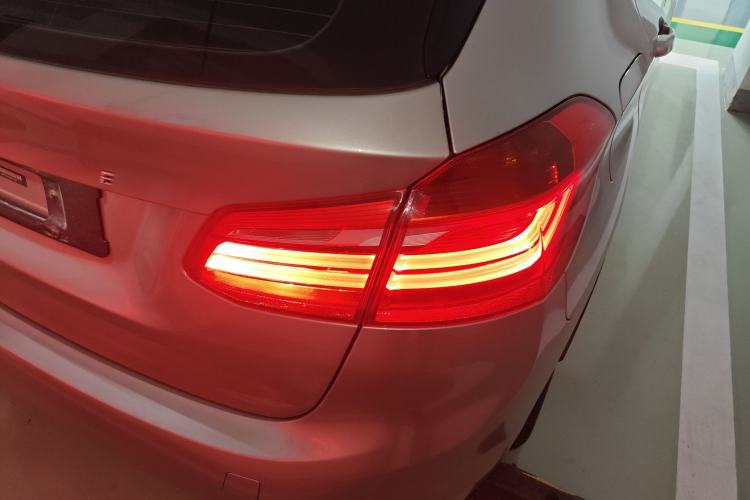 Used BMW 2 Series Active Tourer 2016 218i Leading Model Exterior 6