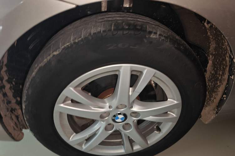 Used BMW 2 Series Active Tourer 2016 218i Leading Model Exterior 7
