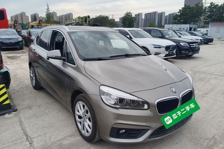 Used BMW 2 Series Active Tourer 2016 220i Luxury Edition Front Right 45 Deg