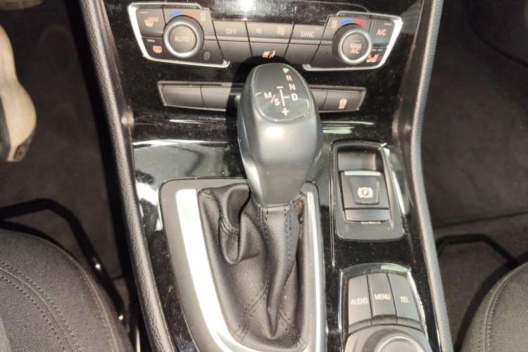 Used BMW 2 Series Active Tourer 2016 218i Leading Model Gear Lever