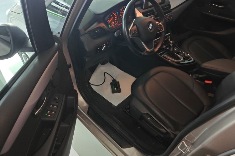 Used BMW 2 Series Active Tourer 2016 218i Leading Model Interior 3