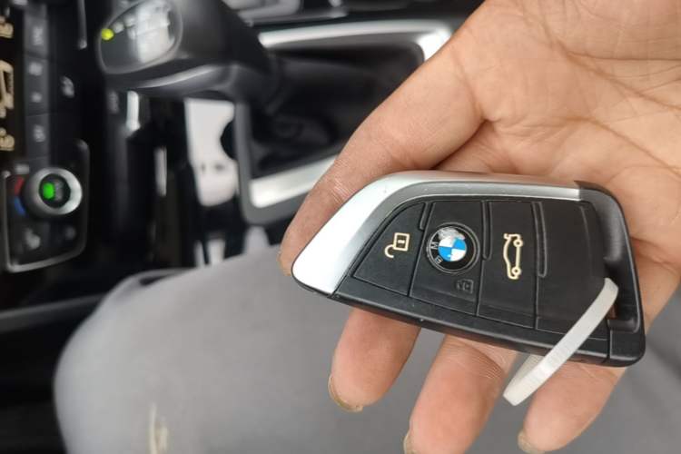 Used BMW 2 Series Active Tourer 2016 220i Luxury Edition Vehicle Key