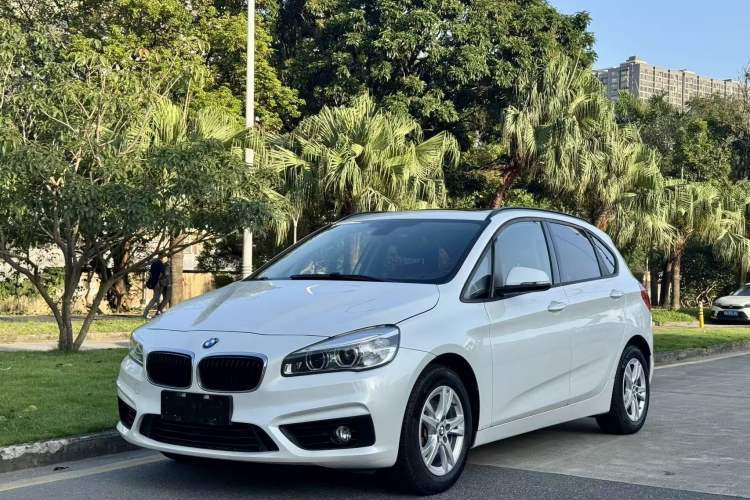 BMW 2 Series Active Tourer 2016 218i Leading Model с пробегом Guazi used car, China used car export, Used car for sale, Used cars, Cheapest cars for sale