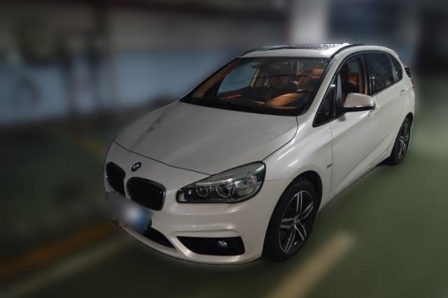Ojetý BMW 2 Series Active Tourer 2016 218i Sports Design Package