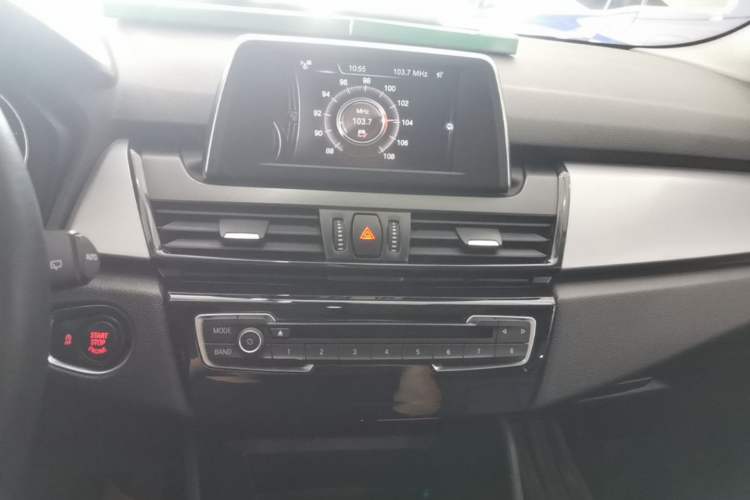 Used BMW 2 Series Active Tourer 2016 220i Luxury Edition Audio And AC Panel