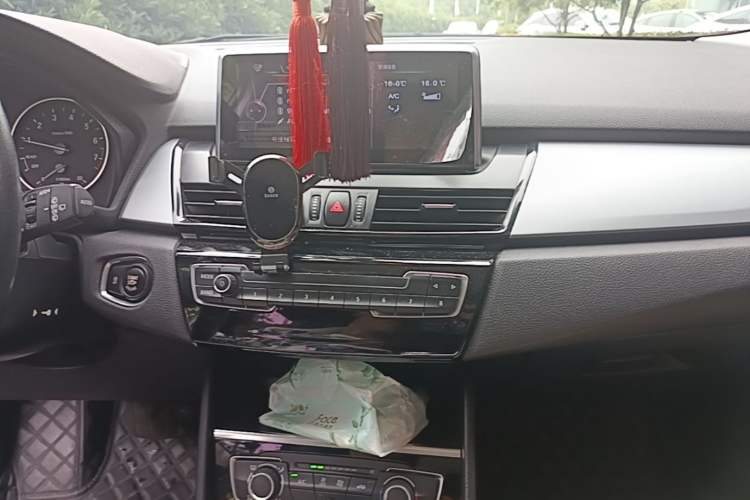Used BMW 2 Series Active Tourer 2016 218i Fashion Model Audio And AC Panel