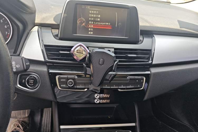 Used BMW 2 Series Active Tourer 2016 218i Fashion Model Audio And AC Panel