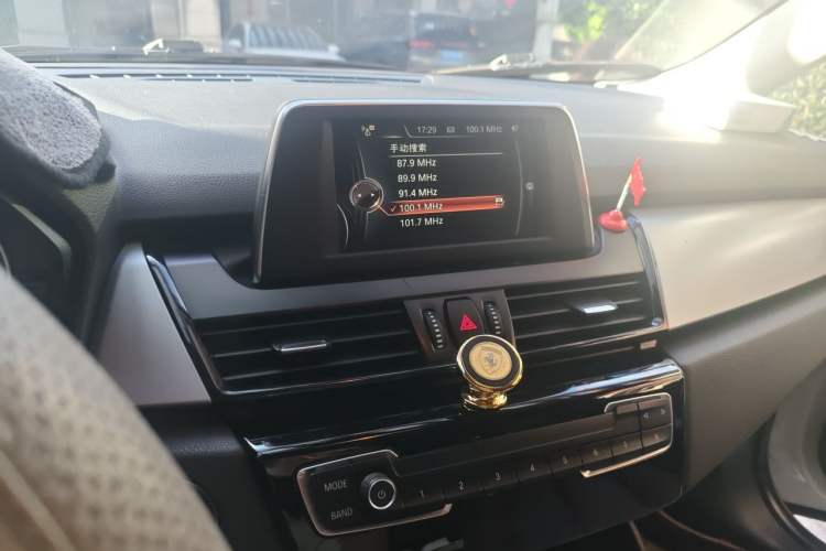 Used BMW 2 Series Active Tourer 2016 218i Fashion Model Audio And AC Panel